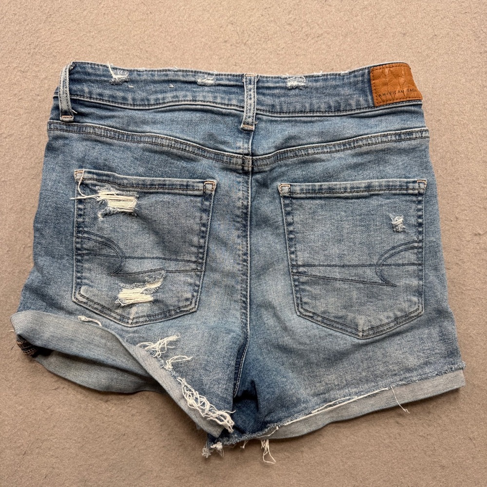 American Eagle Shorts Women's 6 Blue Super Stretch Distressed High‎ Rise Cut Off - Picture 2 of 5